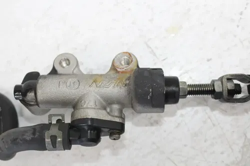 94-97 SUZUKI RF600R RIGHT REARSET MASTER CYLINDER CALIPER