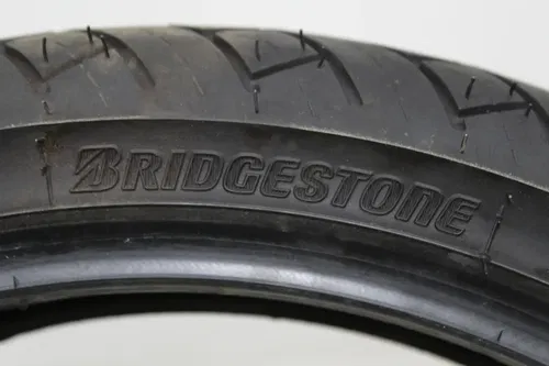 BRIDGESTONE BATTLAX BT46F 110/70-17 M/C 54H B46F FRONT TIRE (TREAD: 32NDS -5)