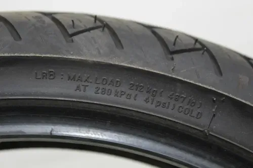 BRIDGESTONE BATTLAX BT46F 110/70-17 M/C 54H B46F FRONT TIRE (TREAD: 32NDS -5)