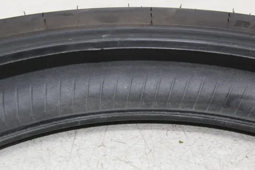 BRIDGESTONE BATTLAX BT46F 110/70-17 M/C 54H B46F FRONT TIRE (TREAD: 32NDS -5)