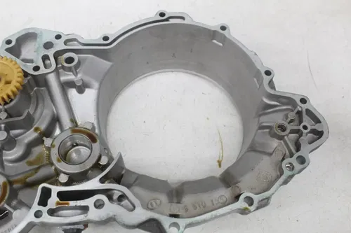12-16 Can-am Spyder Rs Roadster engine Clutch Side Engine Motor Cover (read)