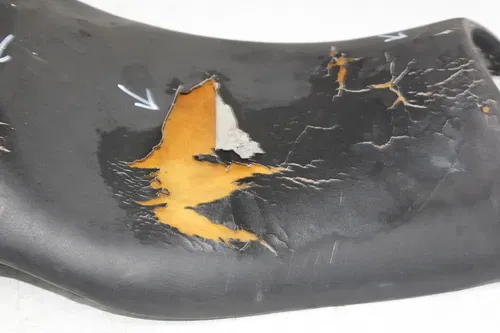 00-03 TRIUMPH TT600 FRONT DRIVERS SEAT PAD SADDLE PILLION