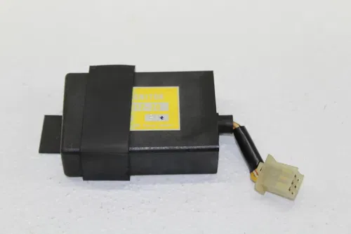1984-85 HONDA SHADOW 700 VT700C ECU COMPUTER CONTROLLER UNIT BLACK BOX ECM CDI