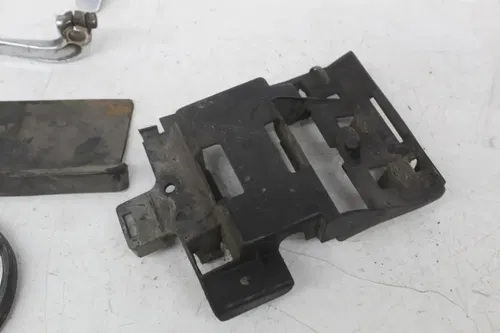00-06 Harley-davidson Softail Deuce Fxstdi parts hardware bolts horn mirror peg
