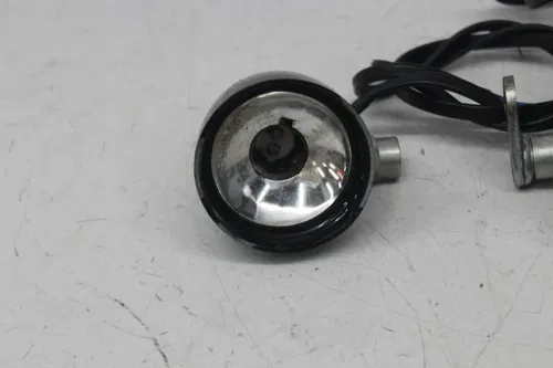 21-24 HARLEY-DAVIDSON STREET BOB FXBBS 114 SOFTAIL FRONT LEFT RIGHT TURN SIGNALS