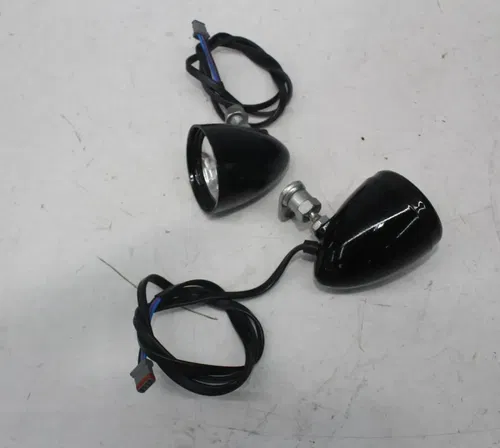 21-24 HARLEY-DAVIDSON STREET BOB FXBBS 114 SOFTAIL FRONT LEFT RIGHT TURN SIGNALS