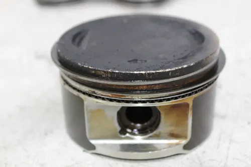00-06 HARLEY-DAVIDSON FLHTCUI 88CI REAR ENGINE MOTOR CYLINDER JUG BLOCK PISTON