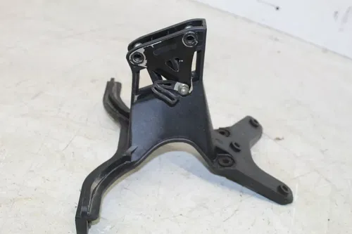 97-00 SUZUKI GSXR600 SRAD UPPER FAIRING MIRROR GAUGES STAY BRACKET
