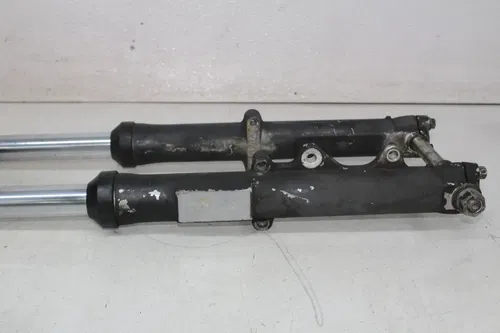 86-94 HARLEY-DAVIDSON SPORTSTER 883 XLH883 FRONT END FORKS TRIPLE TREE (READ)