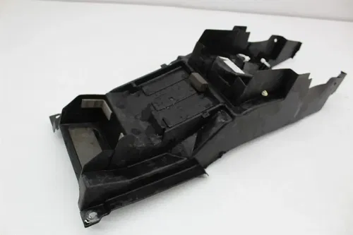 01-07 SUZUKI HAYABUSA REAR BACK UNDERTAIL UNDER TAIL BATTERY TRAY (SEE DESCP)