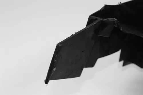 01-07 SUZUKI HAYABUSA REAR BACK UNDERTAIL UNDER TAIL BATTERY TRAY (SEE DESCP)