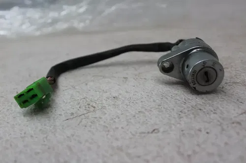 1992 SUZUKI INTRUDER 800 VS800GL IGNITION LOCK KEY SET W/ SEAT LOCK