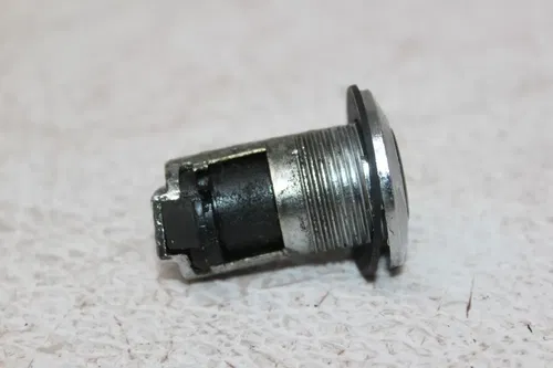 1992 SUZUKI INTRUDER 800 VS800GL IGNITION LOCK KEY SET W/ SEAT LOCK