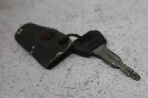 1992 SUZUKI INTRUDER 800 VS800GL IGNITION LOCK KEY SET W/ SEAT LOCK