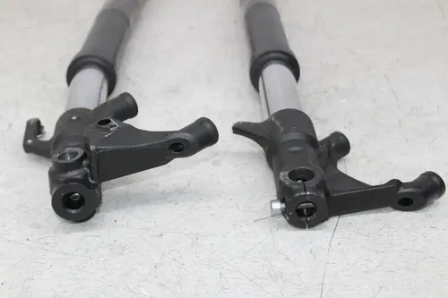 22-24 YAMAHA YZF R7 FRONT FORKS SHOCK SUSPENSION SET PAIR (SEE DESCP)