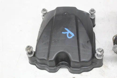 16 Can-am Commander 800r Xt rear Engine Motor Cylinder Head cam Cover valves