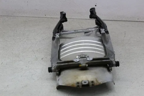 04-05 HONDA CBR1000RR REAR SUBFRAME BACK SUB FRAME HEAT SHIELD