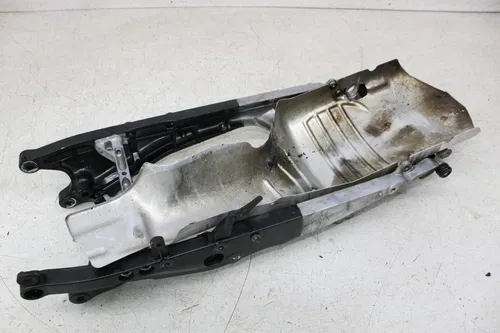 04-05 HONDA CBR1000RR REAR SUBFRAME BACK SUB FRAME HEAT SHIELD