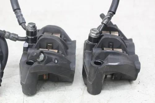24 KAWASAKI NINJA ZX4R RIGHT LEFT FRONT BRAKE CALIPER SET PAIR CALIPERS