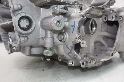 21-23 KAWASAKI NINJA ZX10R ENGINE MOTOR CRANKCASE CRANK CASES BLOCK