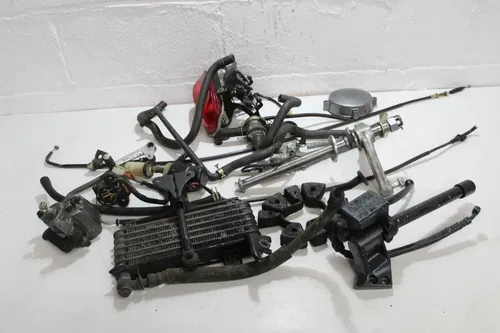 1993 KAWASAKI NINJA ZX6 ZX600E PARTS AND HARDWARE NUTS BOLTS