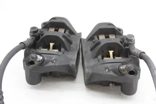 12-16 HONDA CBR1000RR RIGHT LEFT FRONT BRAKE CALIPER SET PAIR CALIPERS