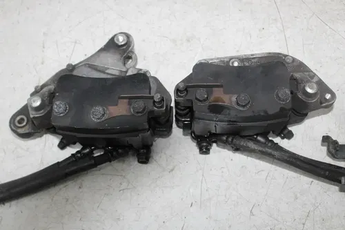 93-96 HONDA CBR1000F RIGHT LEFT FRONT BRAKE CALIPER SET PAIR CALIPERS