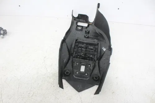 17 KAWASAKI BR125 Z125 REAR BACK FENDER MUD GUARD UNDERTAIL