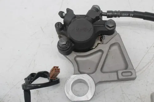 06-07 YAMAHA YZF R6 RIGHT LEFT REAR SET FOOT PEG SHIFTER BRAKE MASTER CALIPER