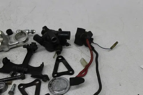 85-86 YAMAHA MAXIM 700 XJ700 PARTS AND HARDWARE NUTS BOLTS