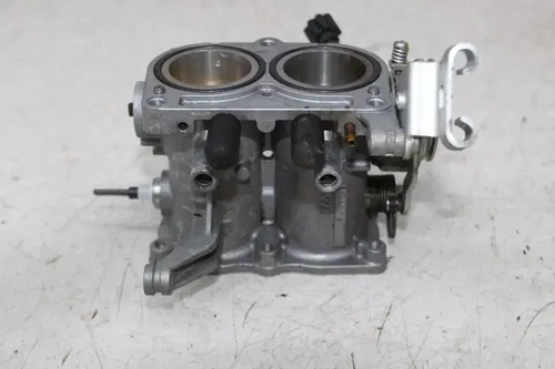 14 KAWASAKI VULCAN 900 VN900C CLASSIC THROTTLE BODY BODIES