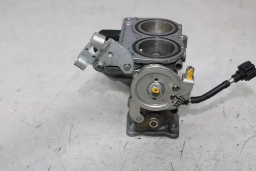 14 KAWASAKI VULCAN 900 VN900C CLASSIC THROTTLE BODY BODIES