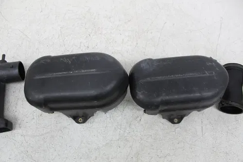 99-13 YAMAHA ROYAL STAR XVZ1300TF VENTURE AIRBOX AIR INTAKE FILTER BOX TUBES