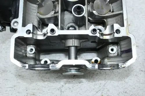 2003 SUZUKI SV1000S ENGINE REAR  TOP END CYLINDER HEAD
