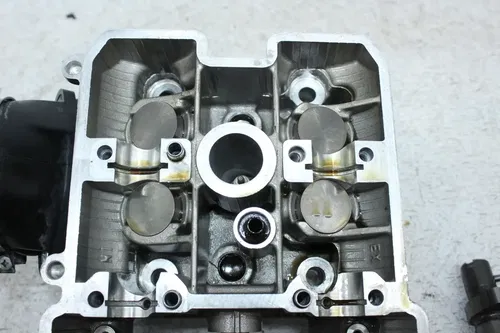 2003 SUZUKI SV1000S ENGINE REAR  TOP END CYLINDER HEAD