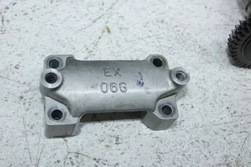2003 SUZUKI SV1000S ENGINE REAR  TOP END CYLINDER HEAD