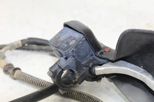 06 KAWASAKI BRUTE FORCE 650 FRONT BRAKE MASTER CYLINDER LEVER HAND GUARD