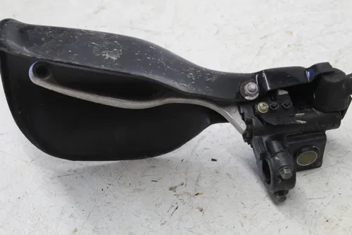 06 KAWASAKI BRUTE FORCE 650 FRONT BRAKE MASTER CYLINDER LEVER HAND GUARD