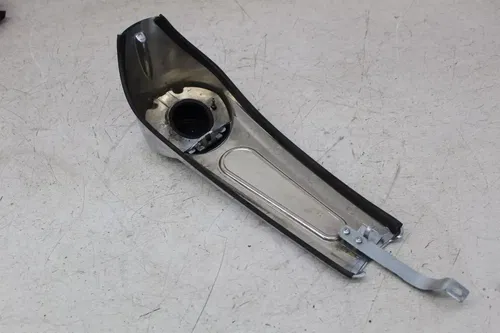 14-16 HARLEY-DAVIDSON STREET GLIDE FLHXS GAS TANK CAP COVER TRIM PANEL COWL