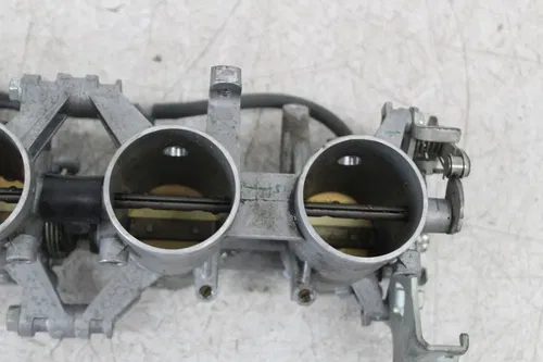 06-07 SUZUKI GSXR600 THROTTLE BODY BODIES 13405-01H11