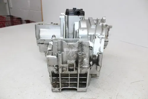1996 KAWASAKI NINJA ZX7R ZX750P ENGINE MOTOR CRANKCASE CRANK CASES BLOCK