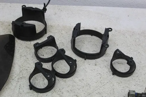 07-11 HARLEY-DAVIDSON STREET GLIDE FLHX PARTS HARDWARE TRIM AXLE LEVER MOUNTS