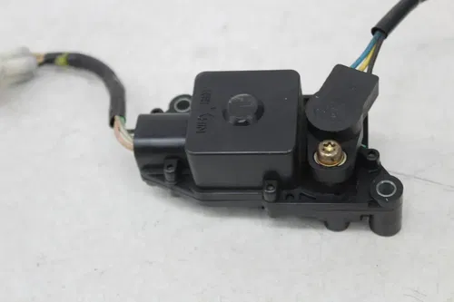 01-02 SUZUKI GSXR1000 TPS THROTTLE POSITION STVA SENSOR SET
