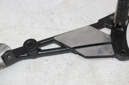 1992 KAWASAKI ZEPHYR 750 ZR750C LEFT REARSET REAR SET FOOT PEG W SHIFTER