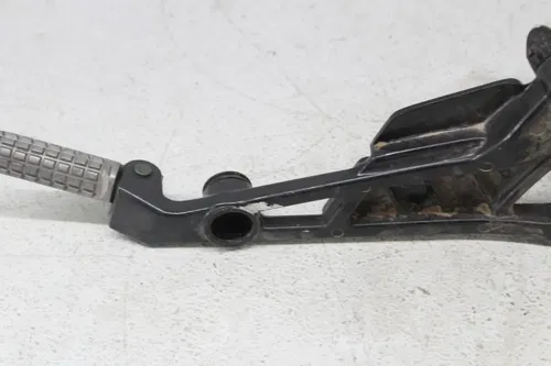 1992 KAWASAKI ZEPHYR 750 ZR750C LEFT REARSET REAR SET FOOT PEG W SHIFTER