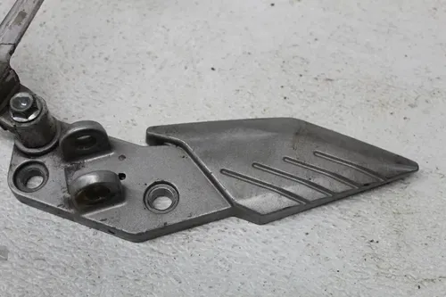 08-09 KAWASAKI CONCOURS ZG1400 LEFT REARSET REAR SET DRIVER FOOT PEG REST STOP