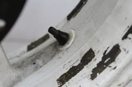 01-03 SUZUKI GSXR750 REAR WHEEL BACK RIM
