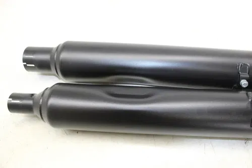 17-22 HARLEY DAVIDSON TOURING ROAD KING GLIDE ELECTRA EXHAUST MUFFLER PAIR