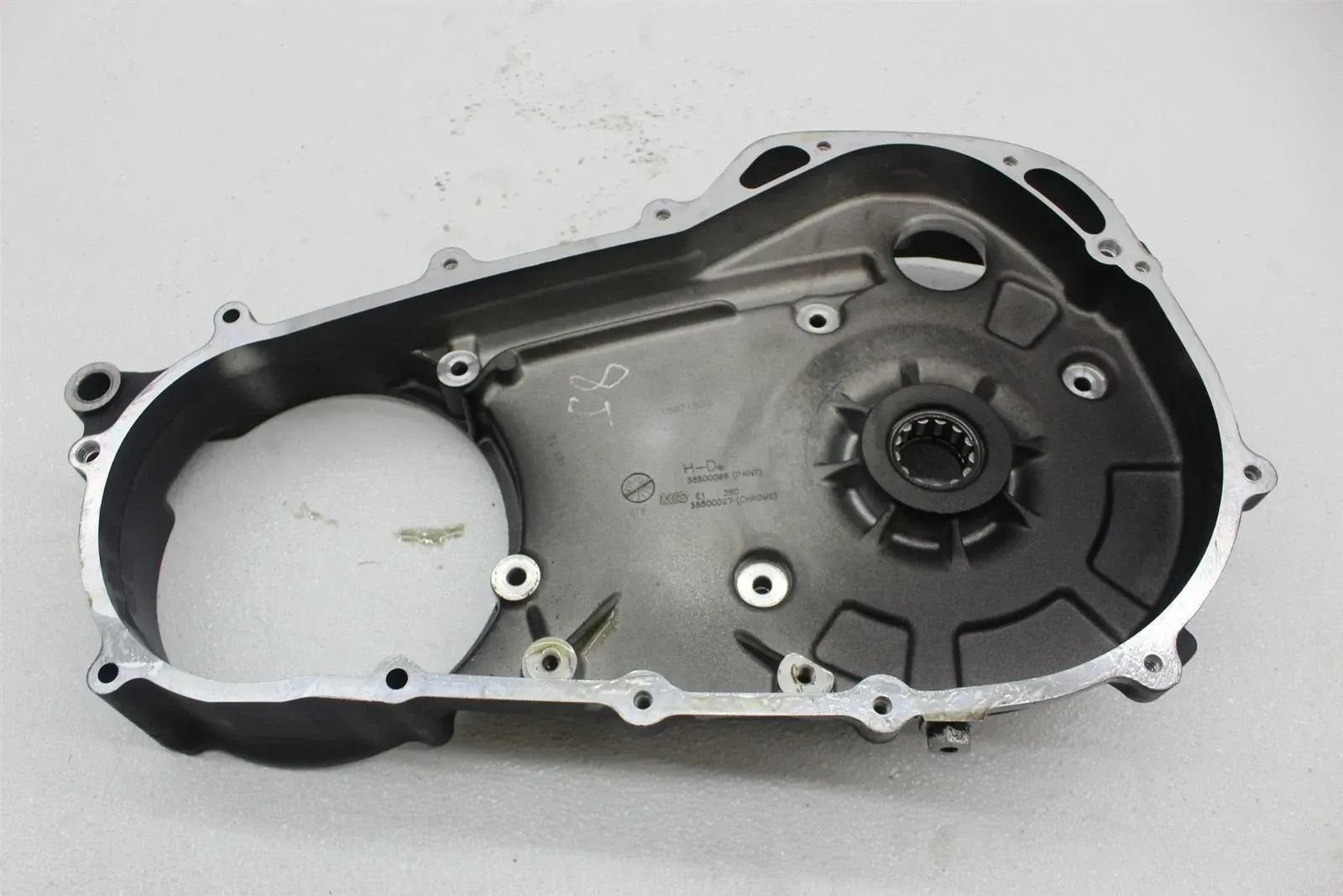 17-23 HARLEY DAVIDSON FLHXS STREET GLIDE SPECIAL 107CI ENGINE INNER CLUTCH COVER