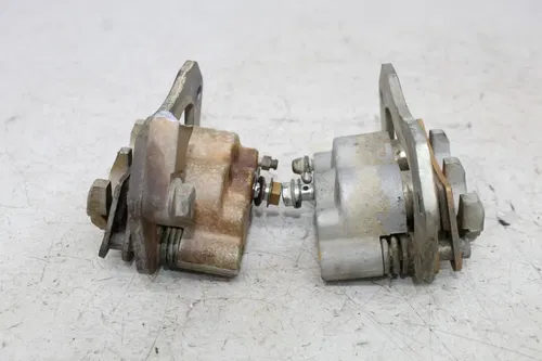 15-17 POLARIS RZR 900 EPS LEFT RIGHT REAR BACK BRAKE CALIPER CALIPERS PAIR